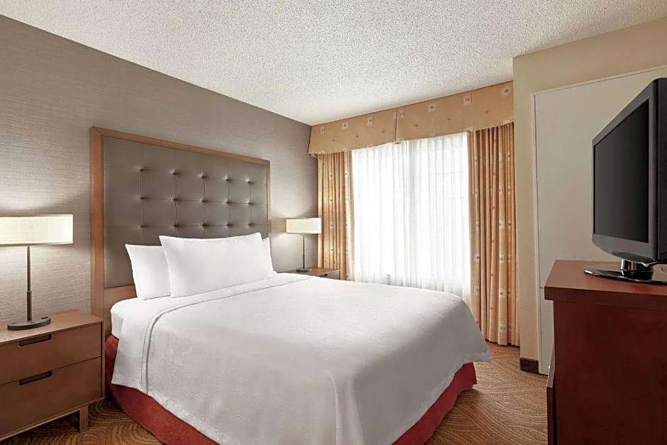 Homewood Suites By Hilton Oakland-Waterfront