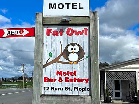 FatOwl Motel, Bar & Eatery