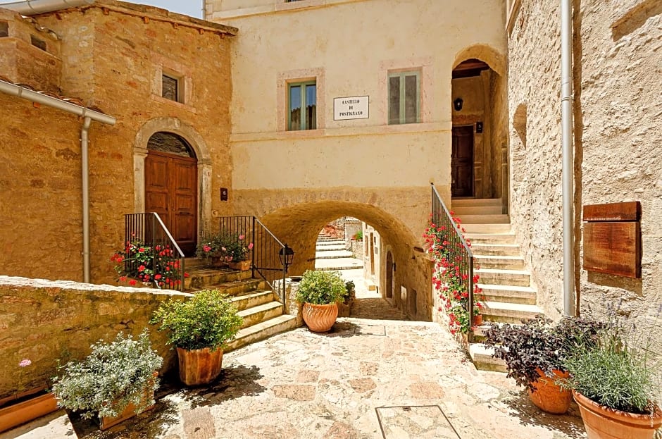 Castello Di Postignano Relais