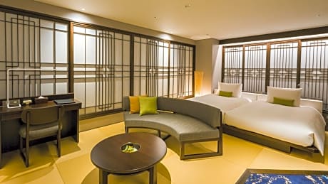 Corner Twin Room - Non-Smoking - Eco Plan(No Daily Cleaning)