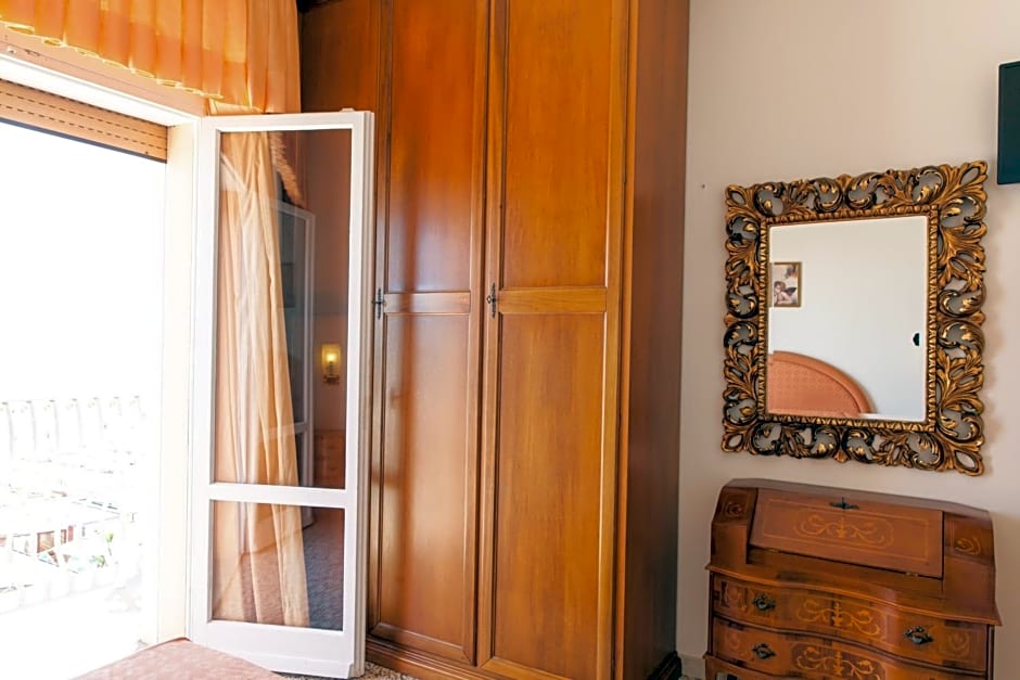 Hotel Dea