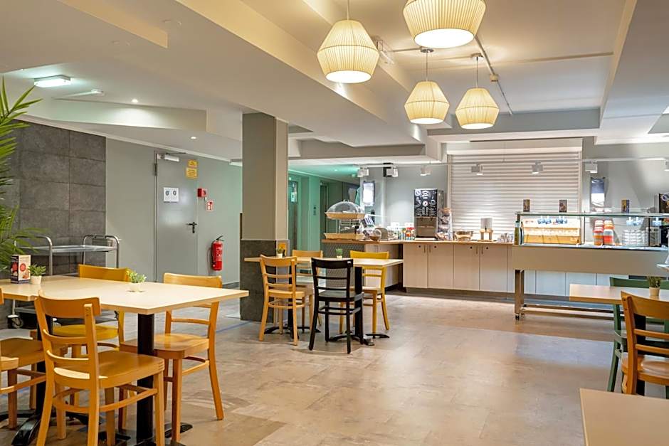 A&O Hamburg Hammer Kirche