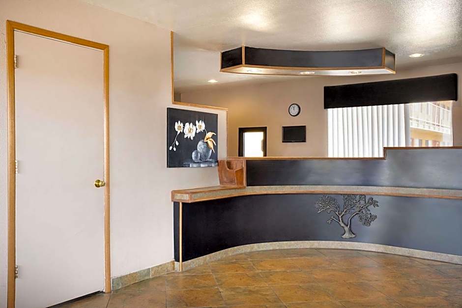 Travelodge by Wyndham Winslow