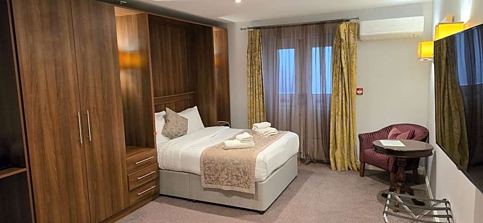 Shendish Manor Hotel