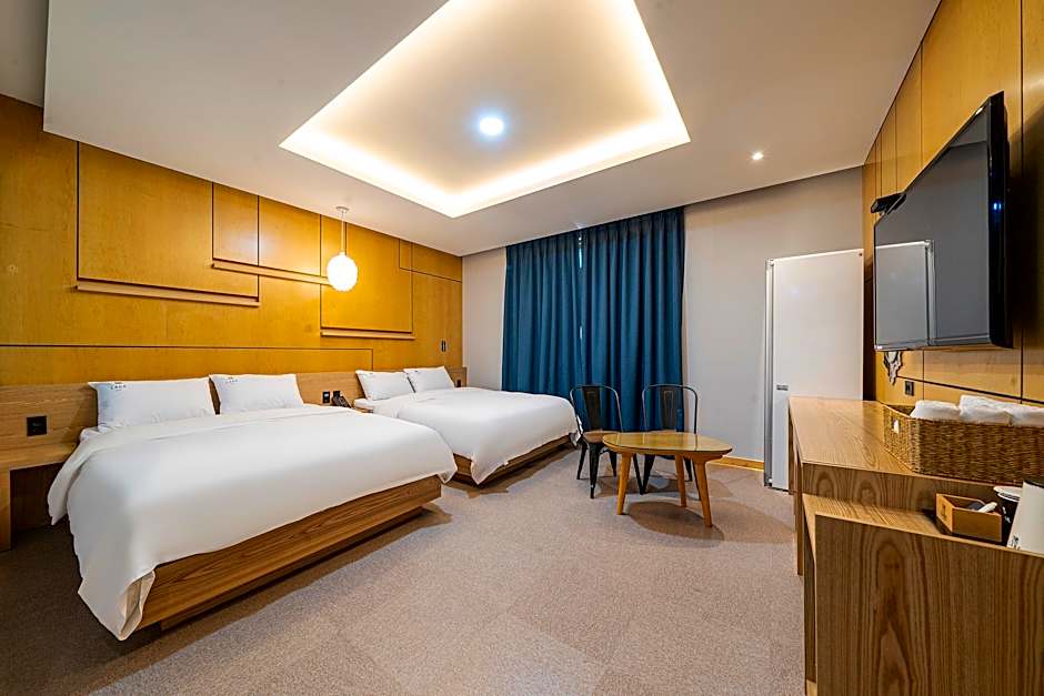 Jeongeup Labe Hotel