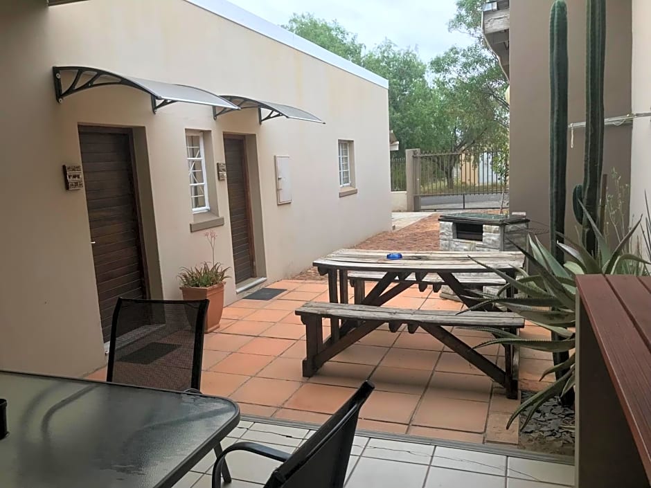 Lazy Gecko Accommodation