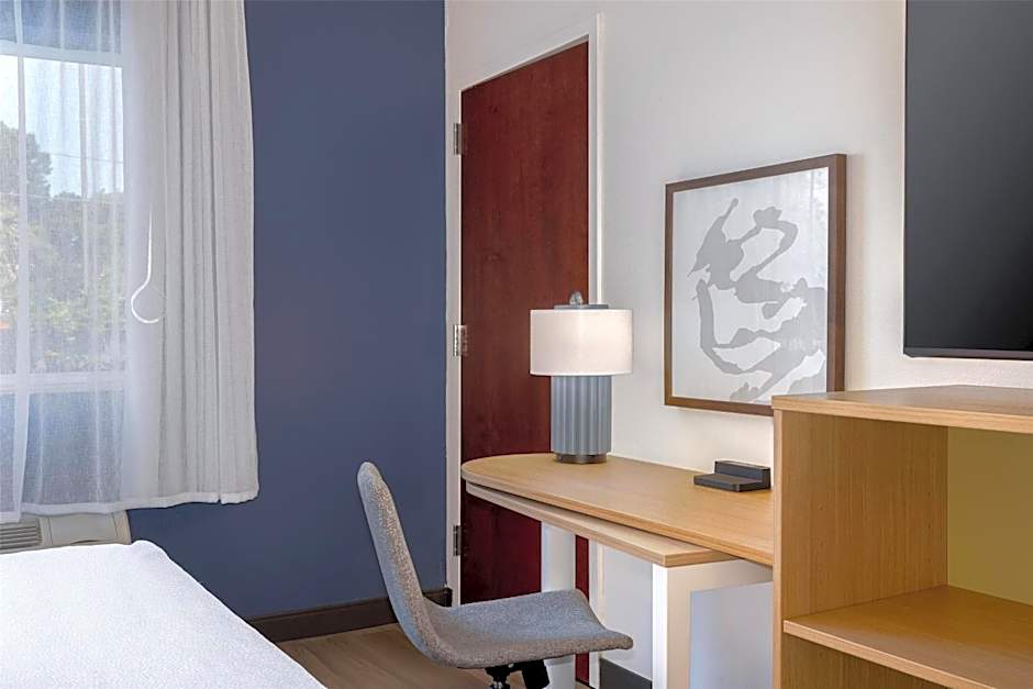 Spark by Hilton Wilmington Carolina Beach Rd