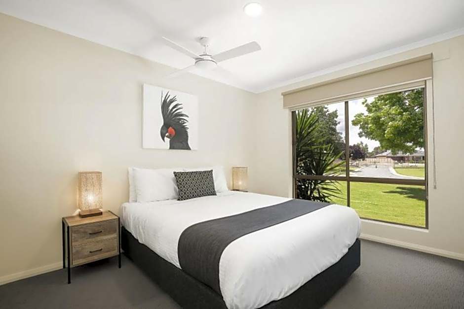 Lakeside Country Club