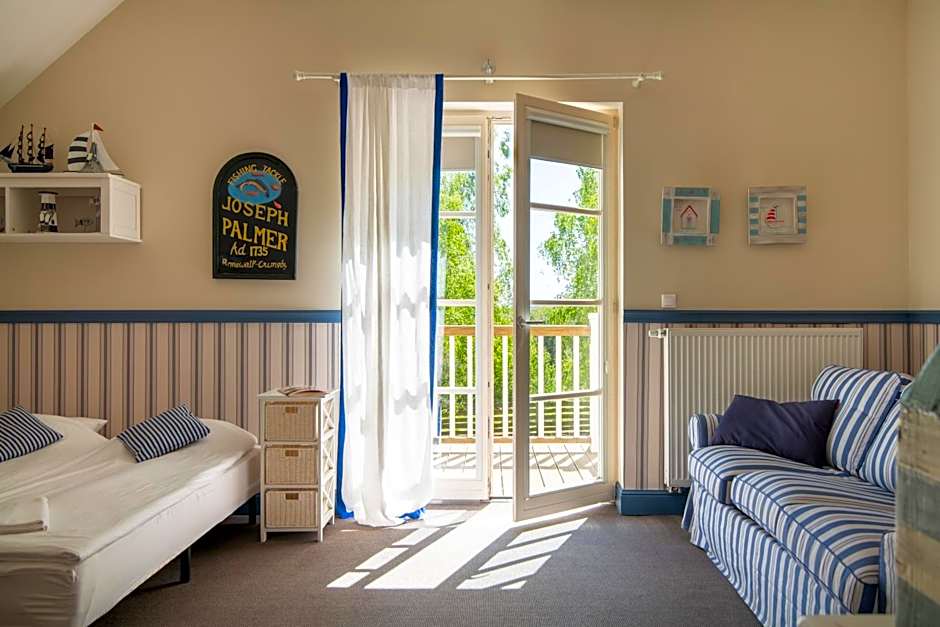 Dwór Złotopolska Dolina Mansion House