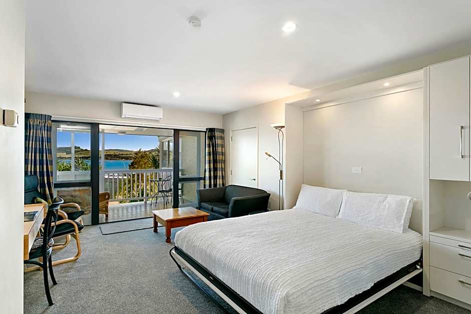 Baycrest Thermal Lodge