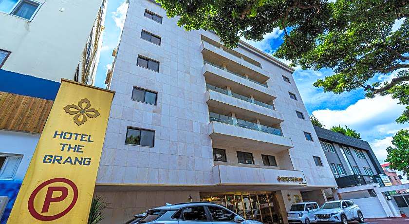 Hotel The Grang Seogwipo