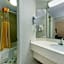 La Quinta Inn & Suites by Wyndham Bossier City