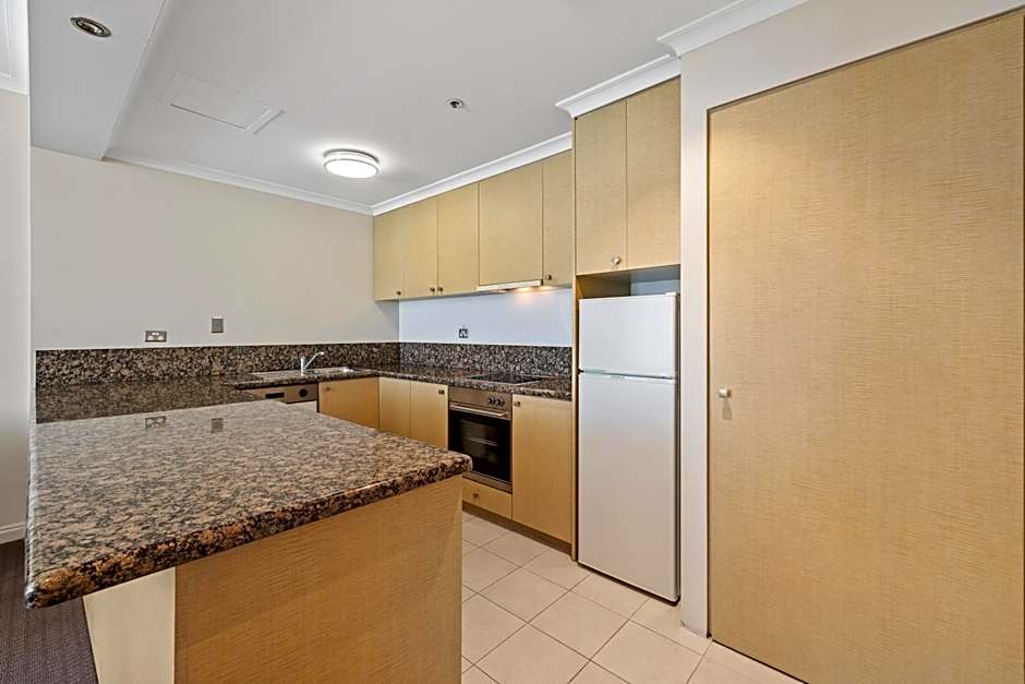 Clarion Suites Gateway