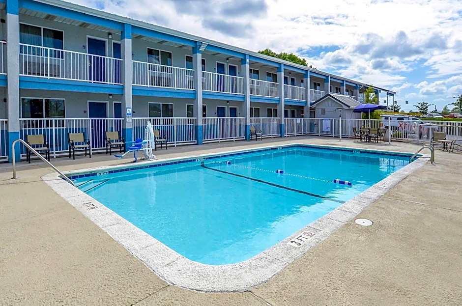 Rodeway Inn North Charleston - Ashley Phosphate