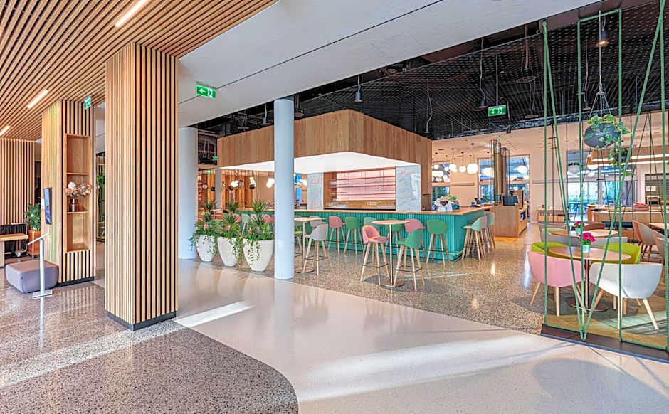 Holiday Inn Prague Congress Centre By IHG