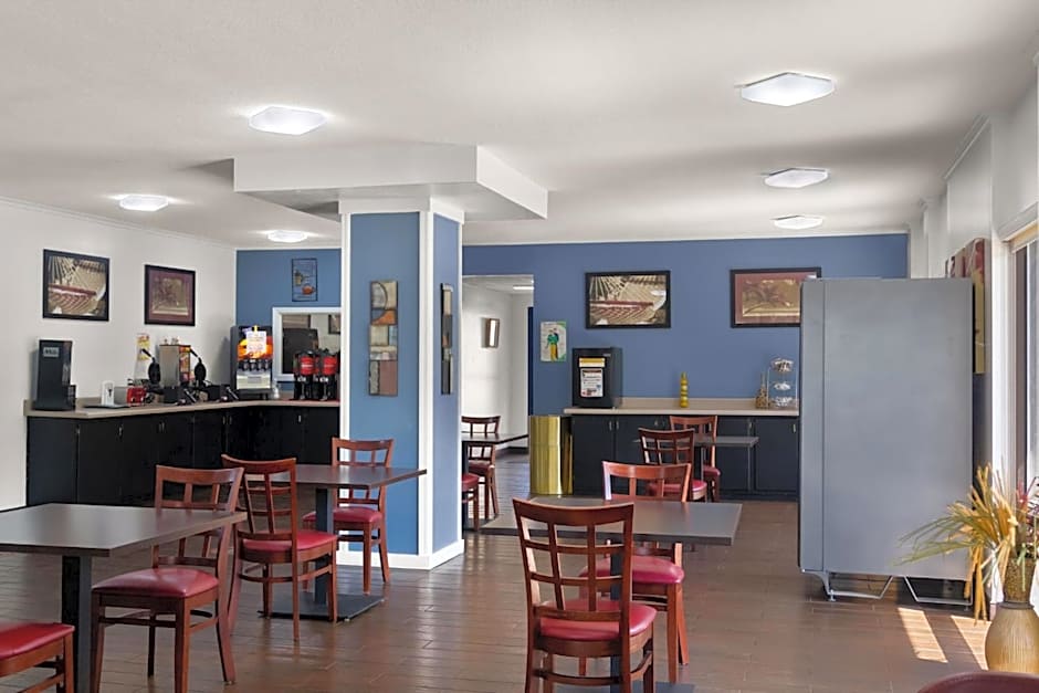 Red Roof Inn Kingsland