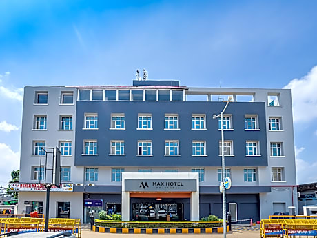 Max Hotels Prayagraj