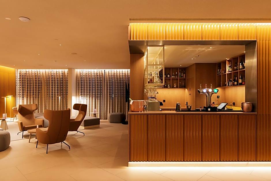 Lumen Hotel & The Lisbon Light Show