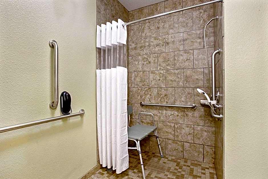 La Quinta Inn & Suites by Wyndham Bismarck