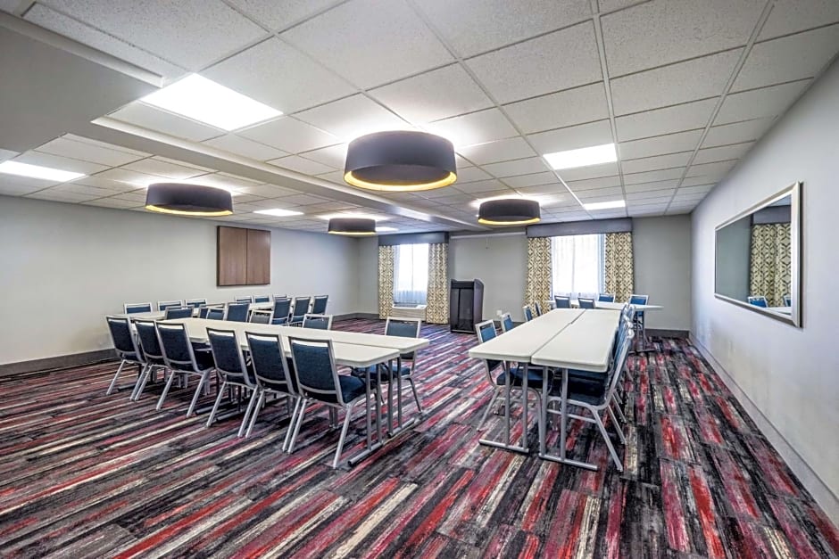 La Quinta Inn & Suites by Wyndham Chattanooga-Hamilton Place