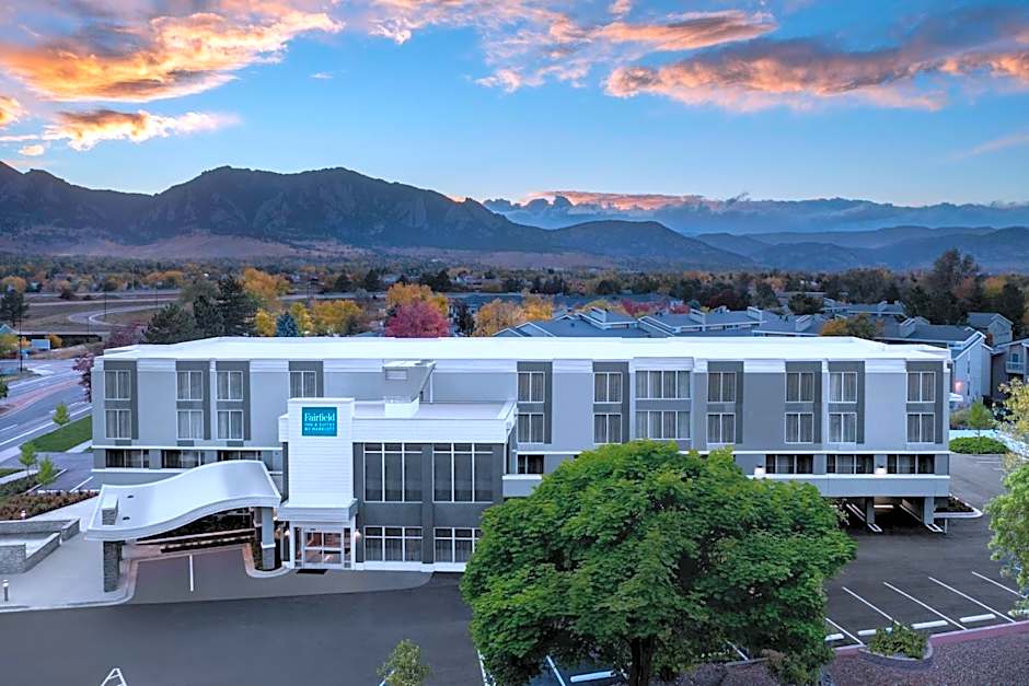 Photo 1 of 27 of Fairfield Inn & Suites by Marriott Boulder