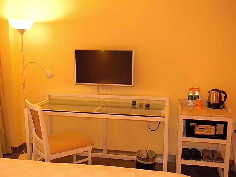 Yanjiang East Garden Inn