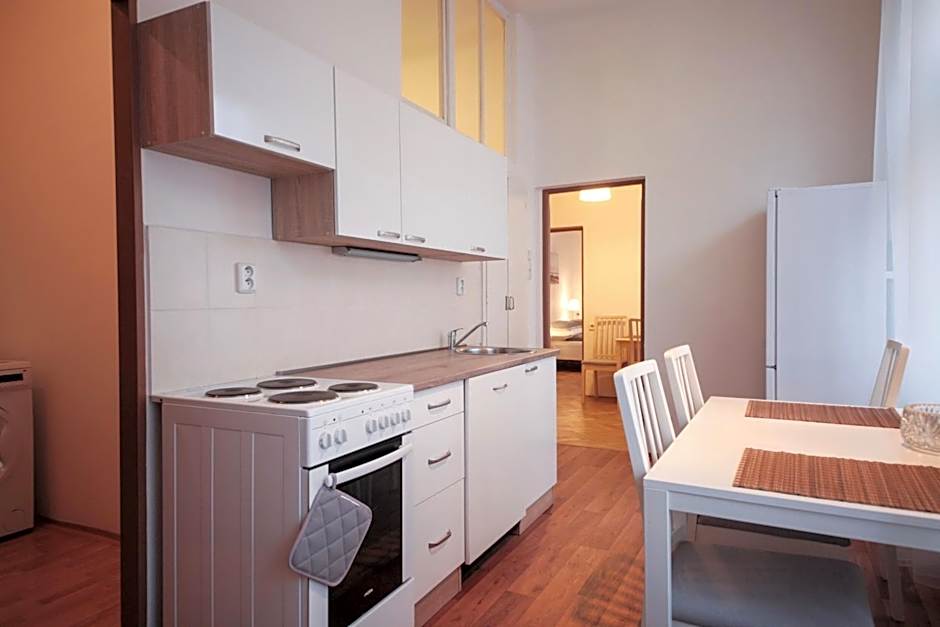 Angel City Aparthotel