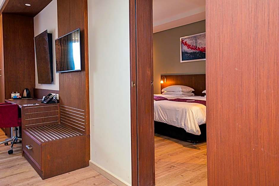 Crowne Plaza - Dar Es Salaam By IHG