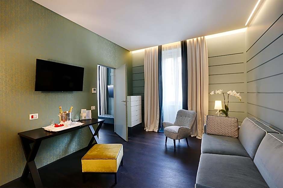 Stendhal Luxury Suites