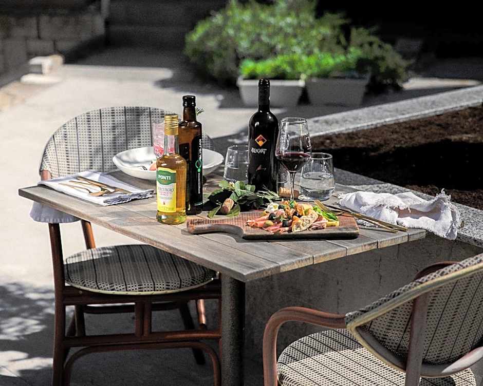 Barbara Piran Beach Hotel