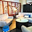Hillcrest Apartment Hotel (formerly Central Hillcrest Apartments)