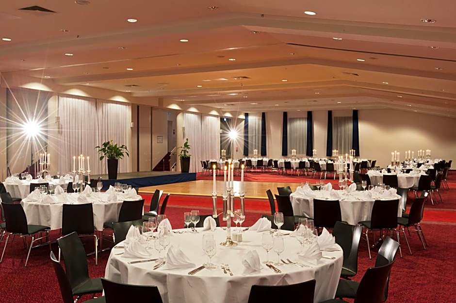 Radisson Blu Park Hotel And Conference Centre