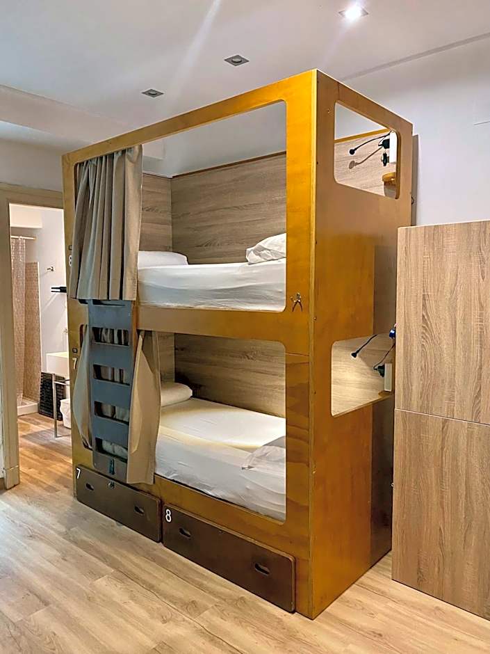 La Banda Rooftop Hostel