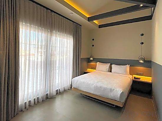 Nevv Bosphorus Hotel & Suites