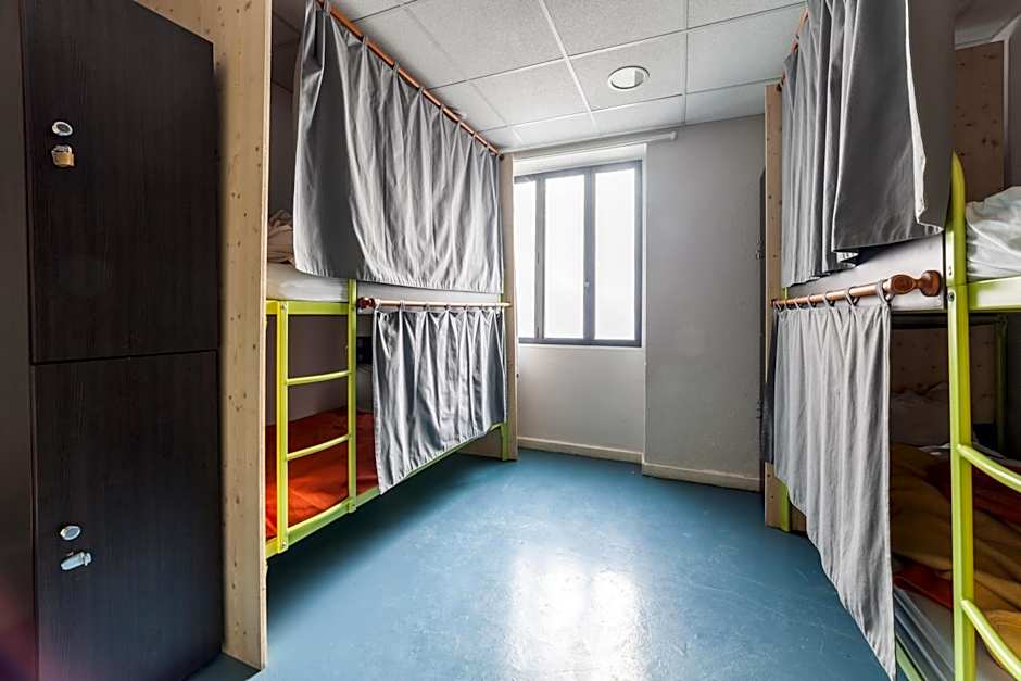Alter'hostel