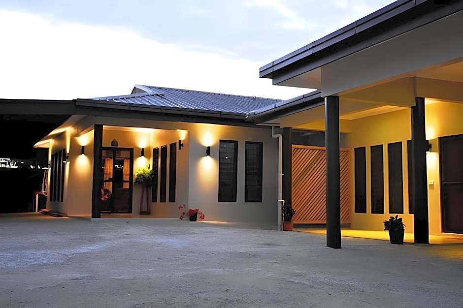 Westfield Fiji Homestay