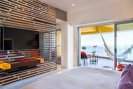 Mousai Junior Suite North with Ocean View