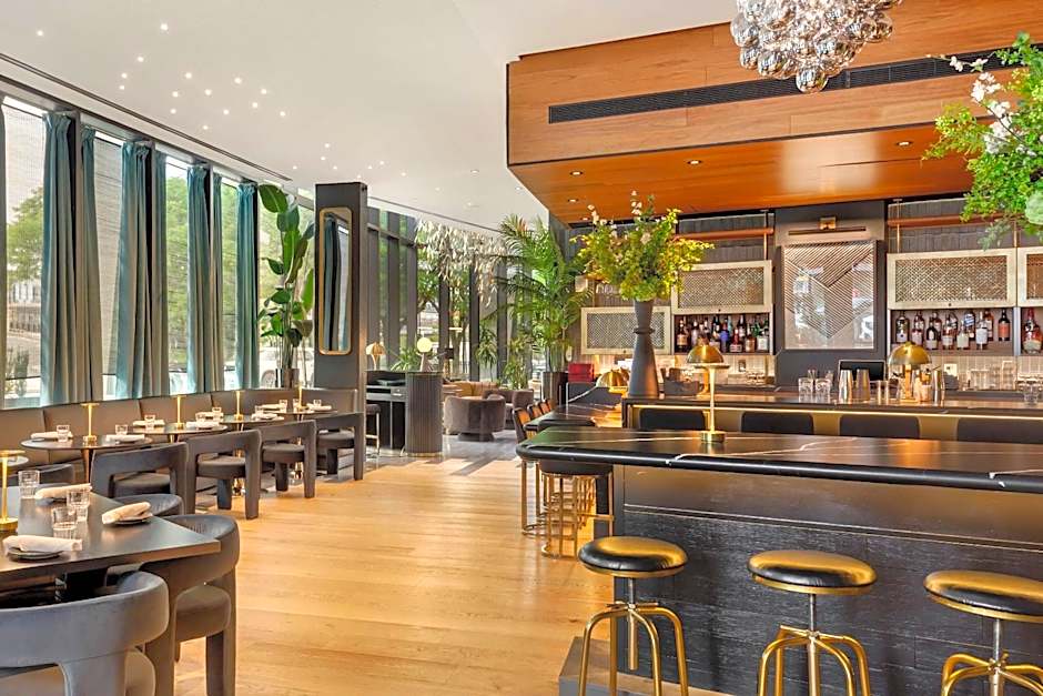 Cambria Hotel Boston Downtown-Seaport