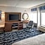 Hampton Inn By Hilton Long Island/Commack