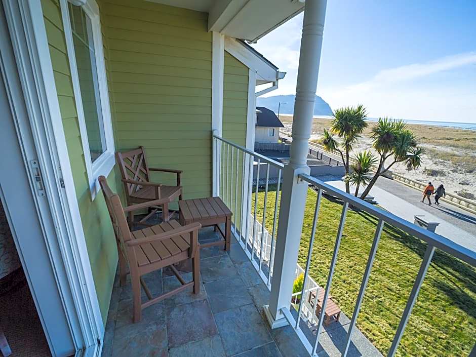 Inn of the Four Winds Seaside Oceanfront