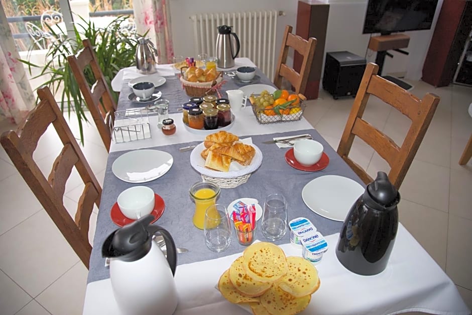 Au Jardin Saint Laurent