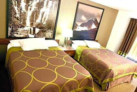 2 Queen Beds Non-Smoking