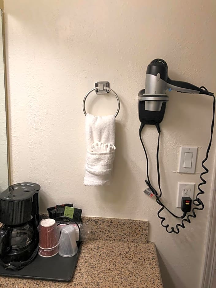 Lombard Plaza Motel