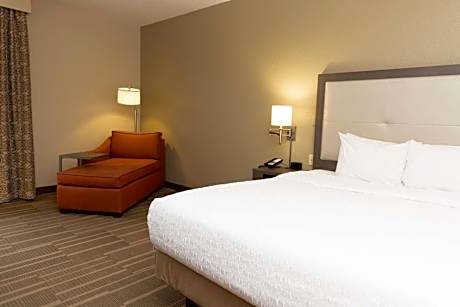 King Room with King Bed - Non-Smoking