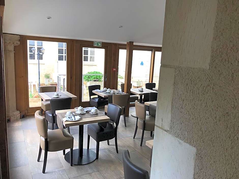 LOGIS HOTEL - Le Relais Saint Vincent