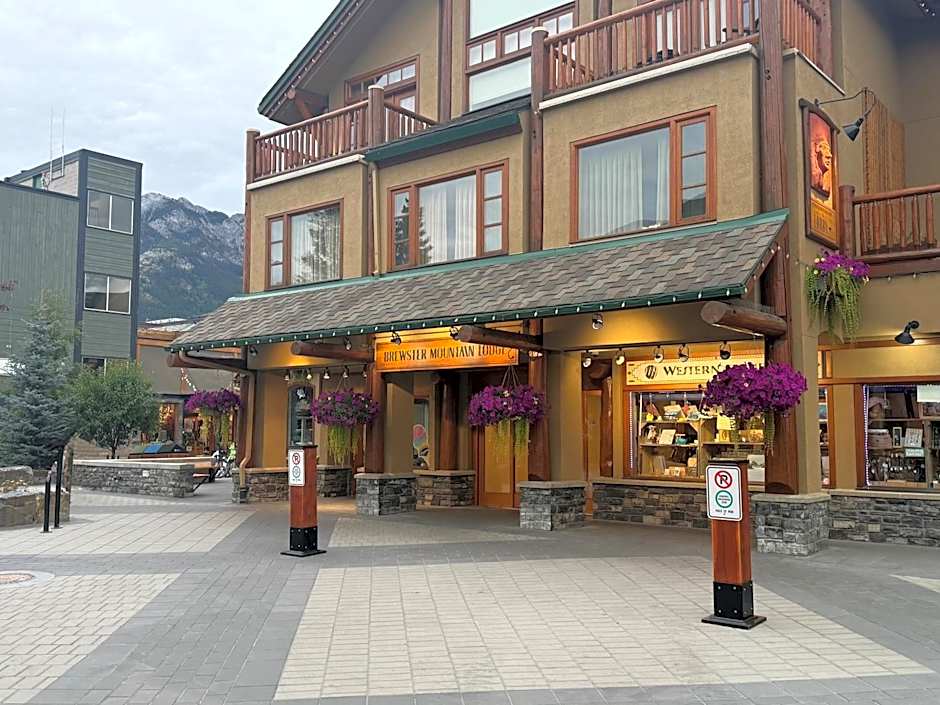 Brewster Mountain Lodge