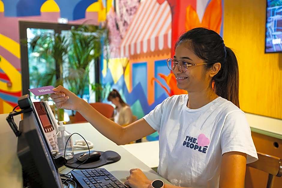 The People - Paris Marais