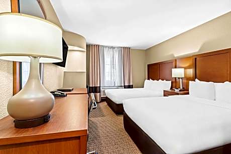 Double Room with Two Double Beds - Accessible/Non-Smoking