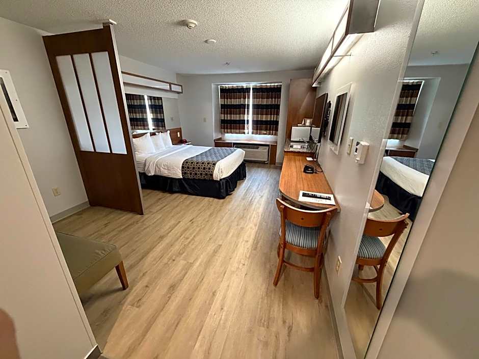 Microtel Inn & Suites By Wyndham Dickson City/Scranton