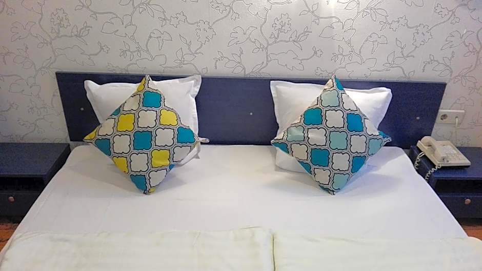 Scotty's Boutique Hotel